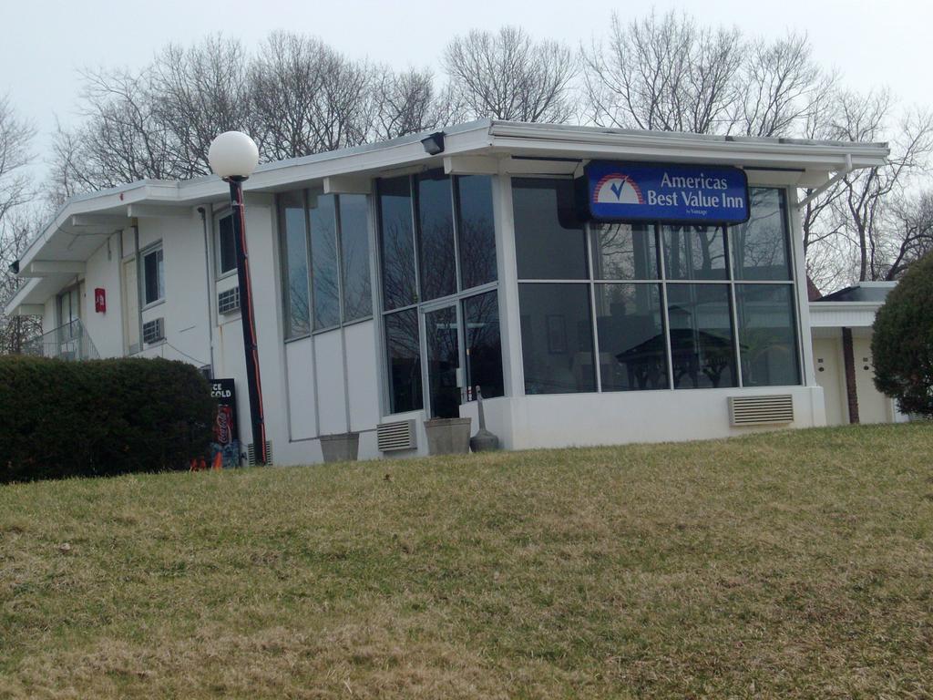 Americas Value Smithtown/long Island Motel