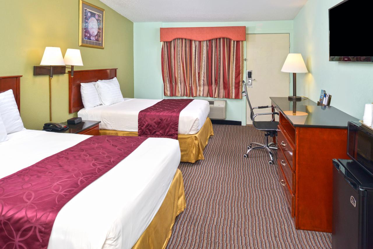 Motel Americas Value Smithtown/long Island 2*